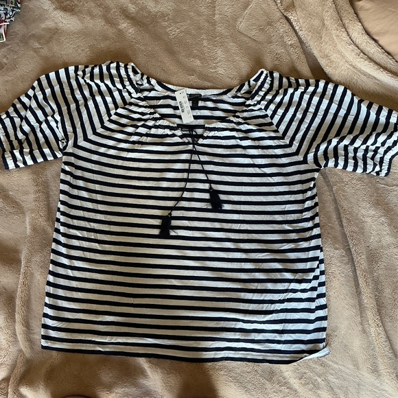 J. Crew Jersey Knit Puff Sleeve Striped navy and white Size L, NWT - Picture 1 of 5
